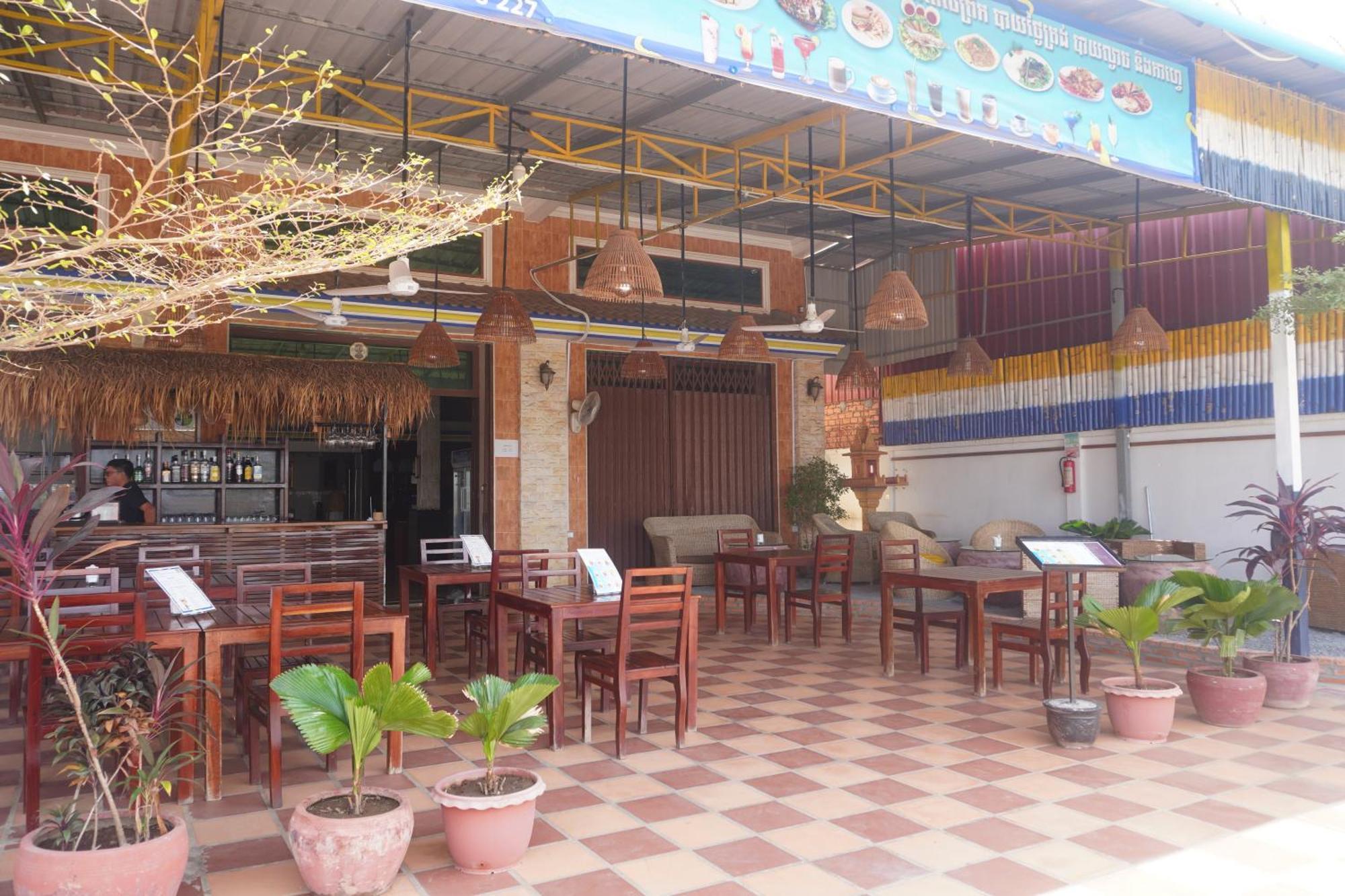 Hotel Le Tonle Kratie Exterior foto